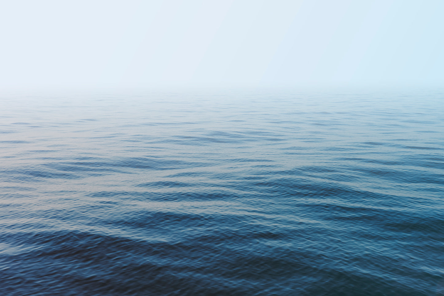 HER MAJESTY minimalist ocean print showing calm blue and turquoise waves with an endless horizon for serene interiors.